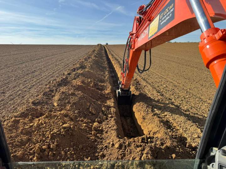 Terrassement tranchée agricole Amiens